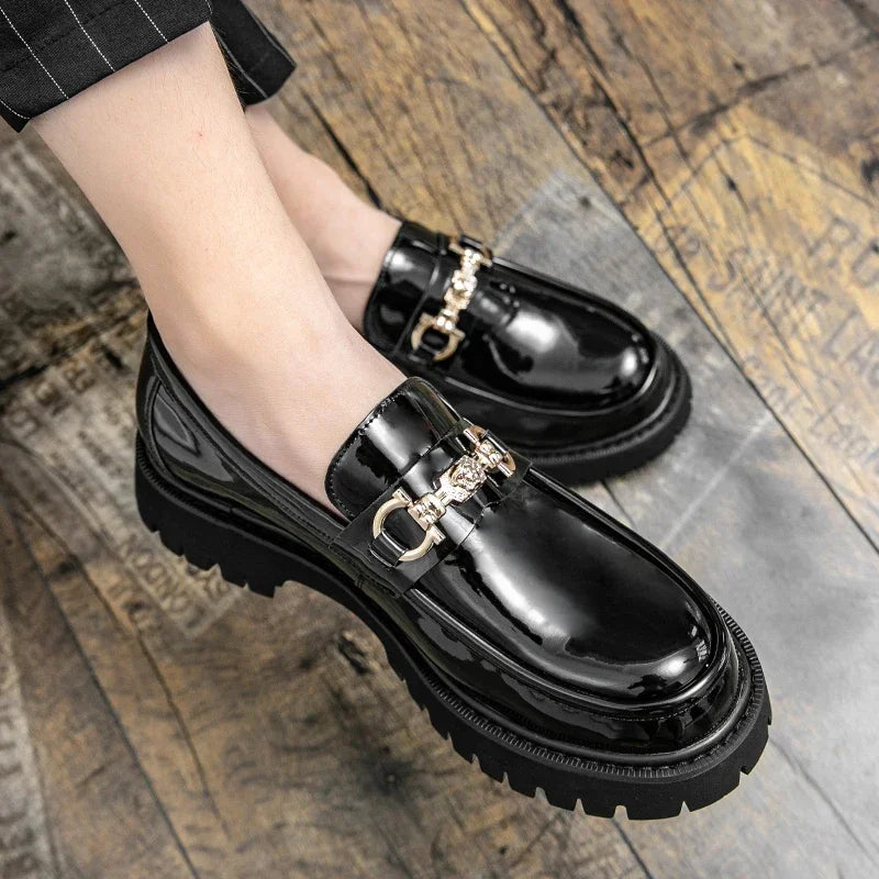 KORVÉN™ | Cavalier Gold Chain Loafers