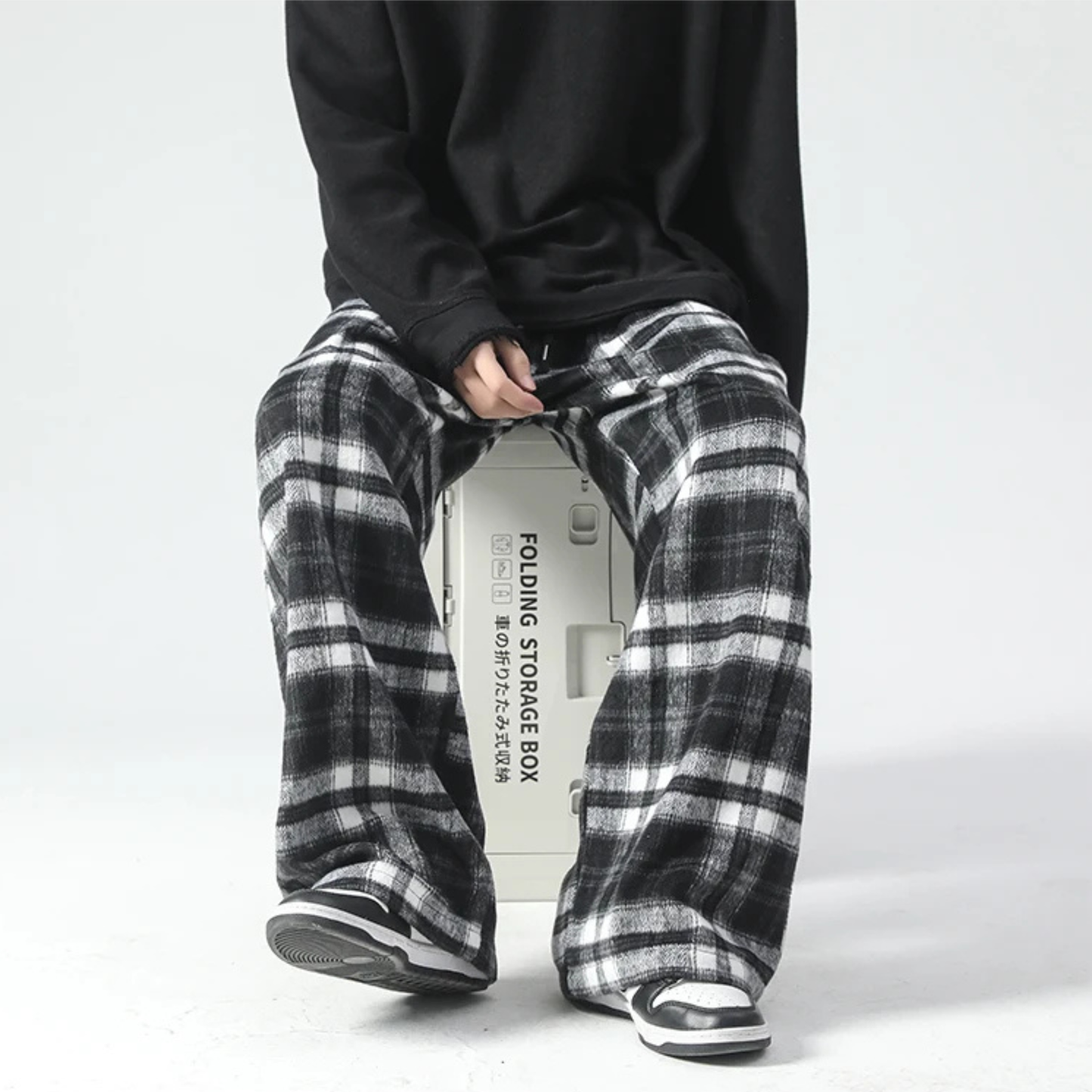 VELKARA™ | Graphic Plaid Lounge Pant