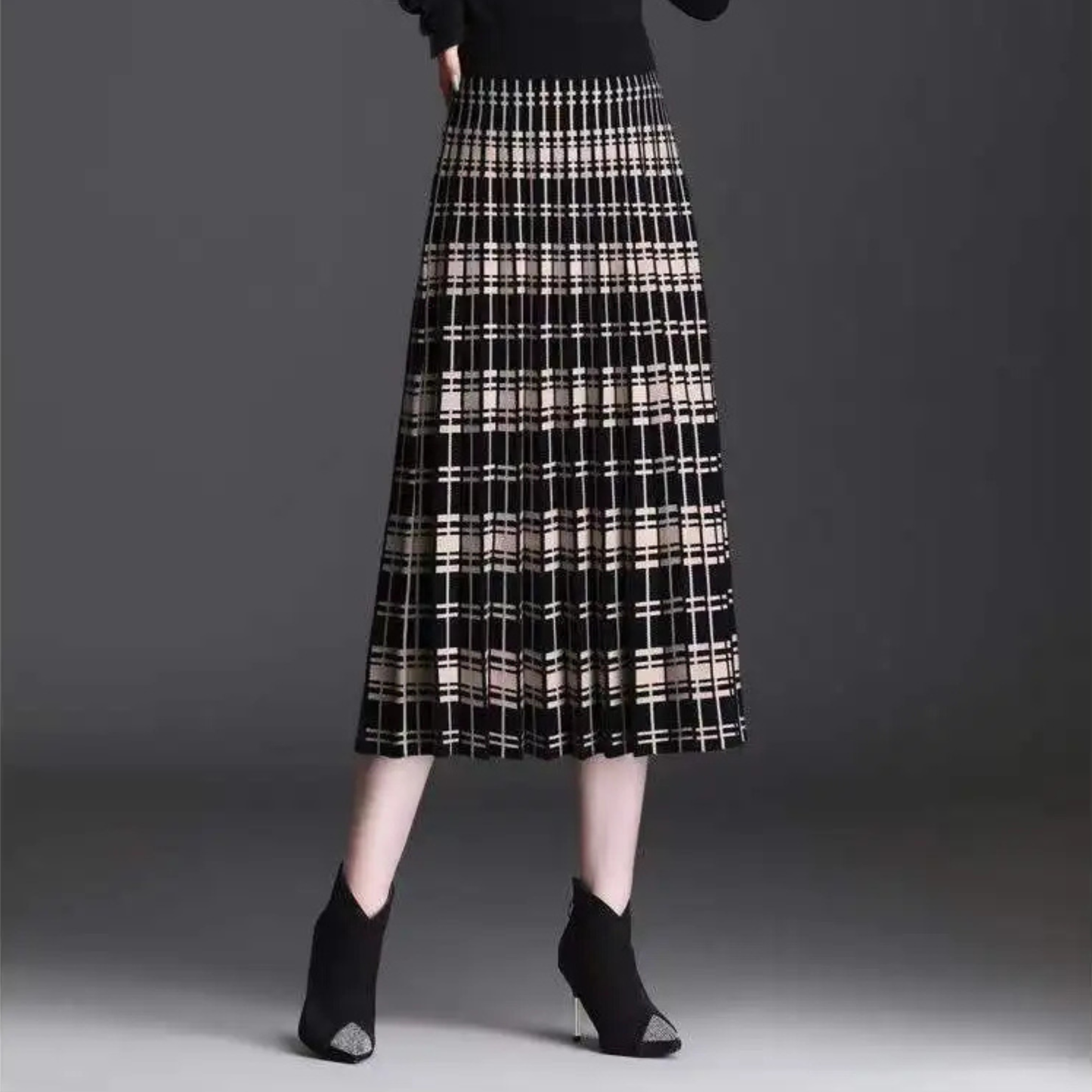 VIRELLA™ | Knit Pleated Midi Skirt